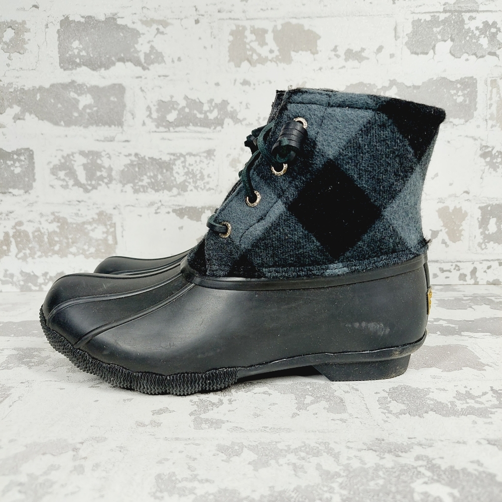 New Sperry Black Plaid Waterproof Lace Up Duck Boots W67